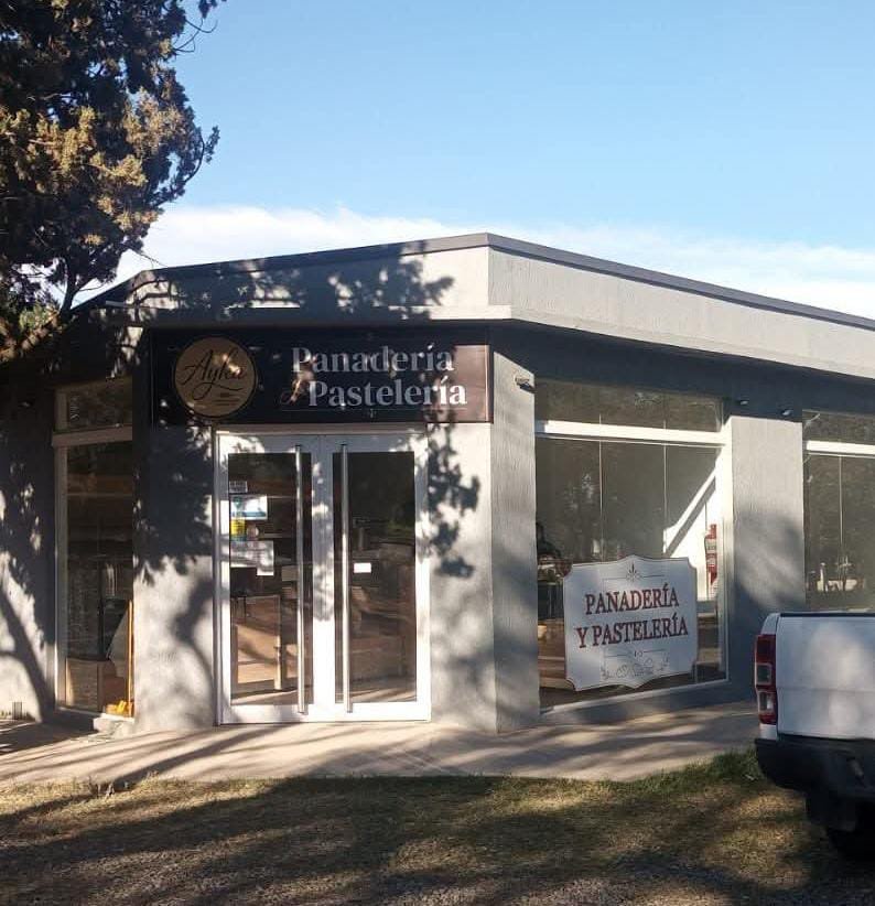 Robaron una panadería en Merlo: se llevaron máquinas, mercadería y herramientas de trabajo